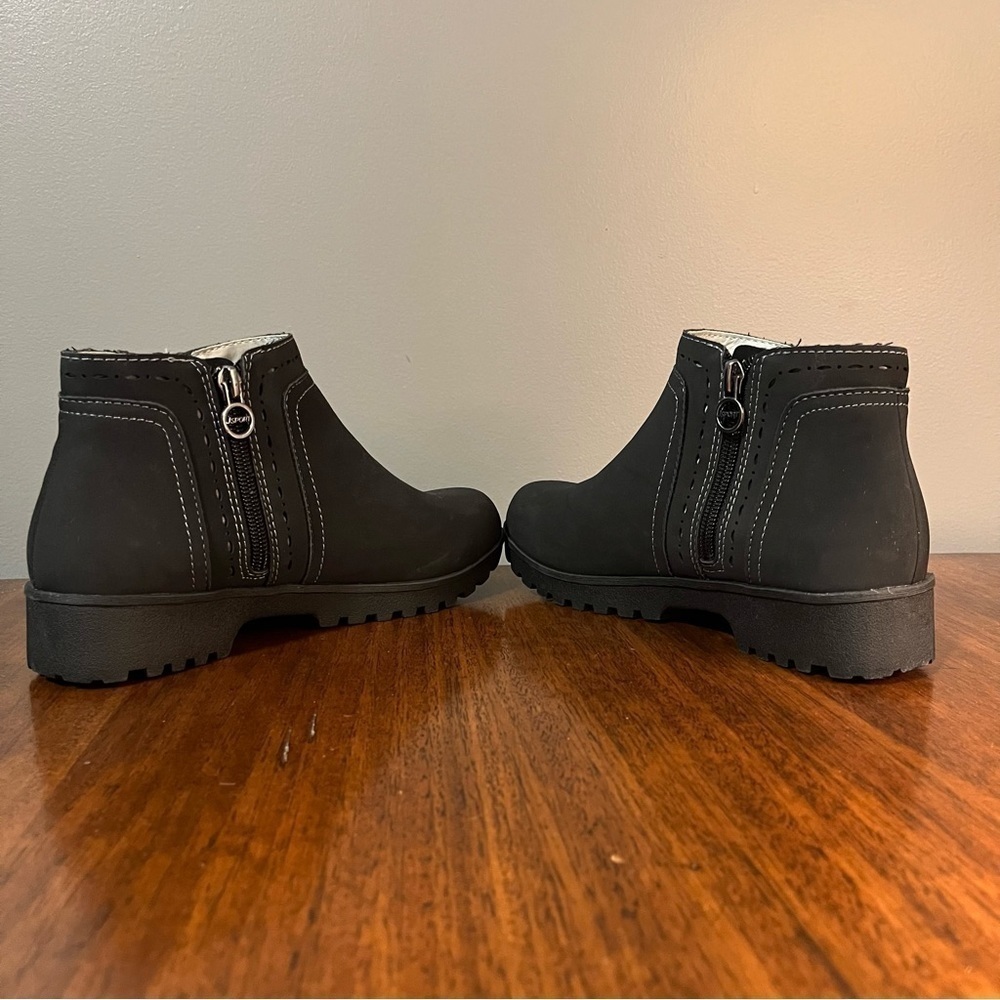 New!!Women’s J Sport Jenna Boots - Picture 3 of 11